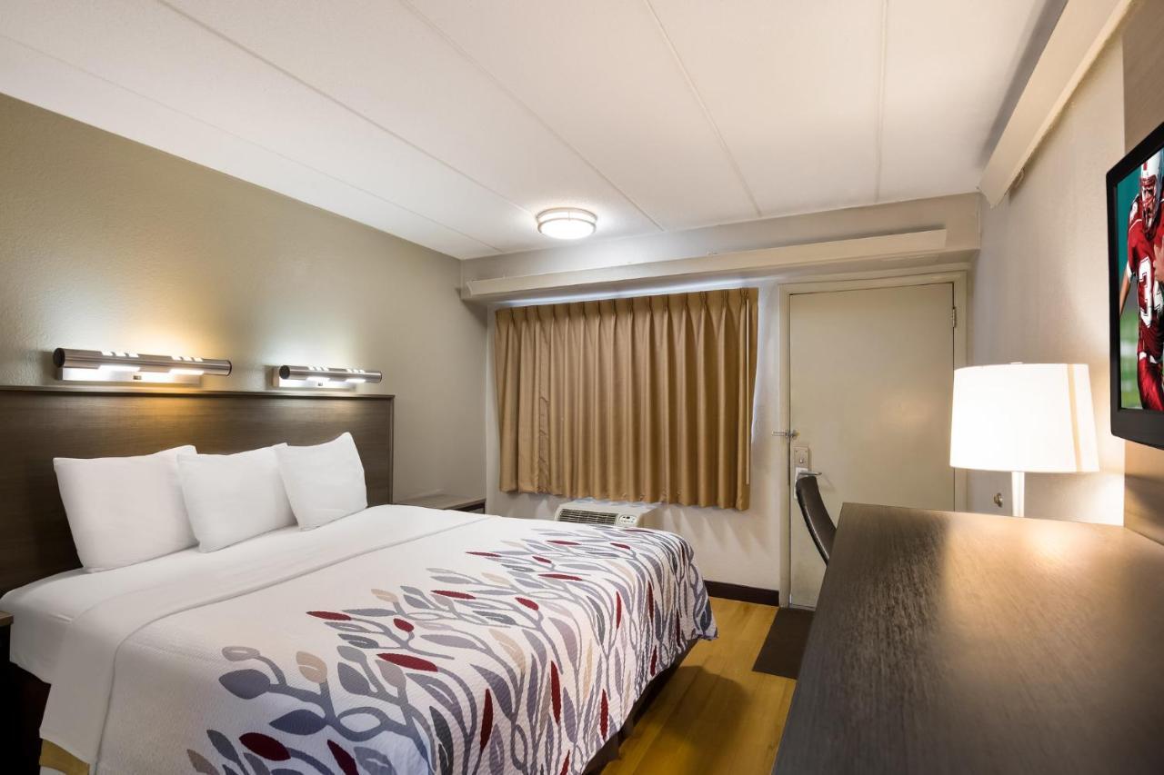 Red Roof Inn Wilkes-Barre Arena Экстерьер фото
