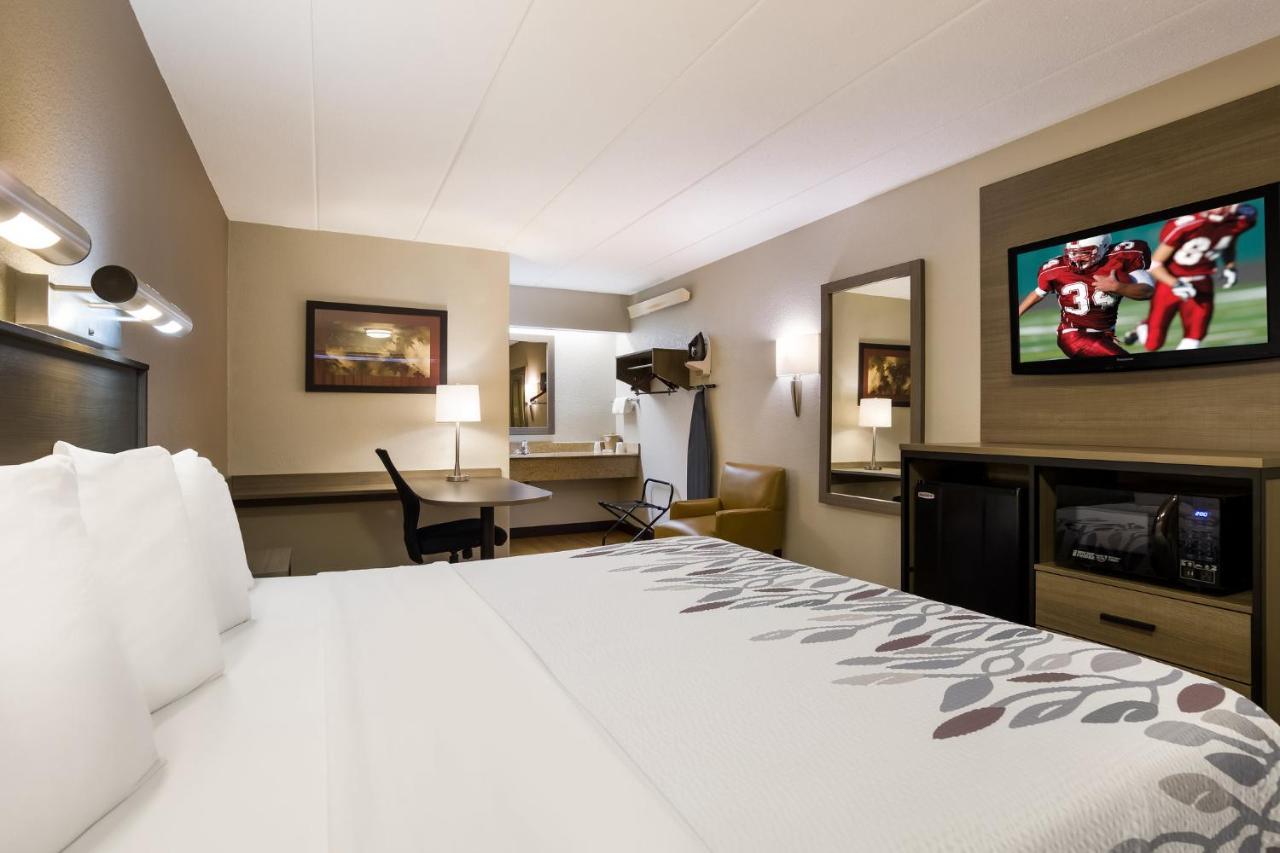 Red Roof Inn Wilkes-Barre Arena Экстерьер фото