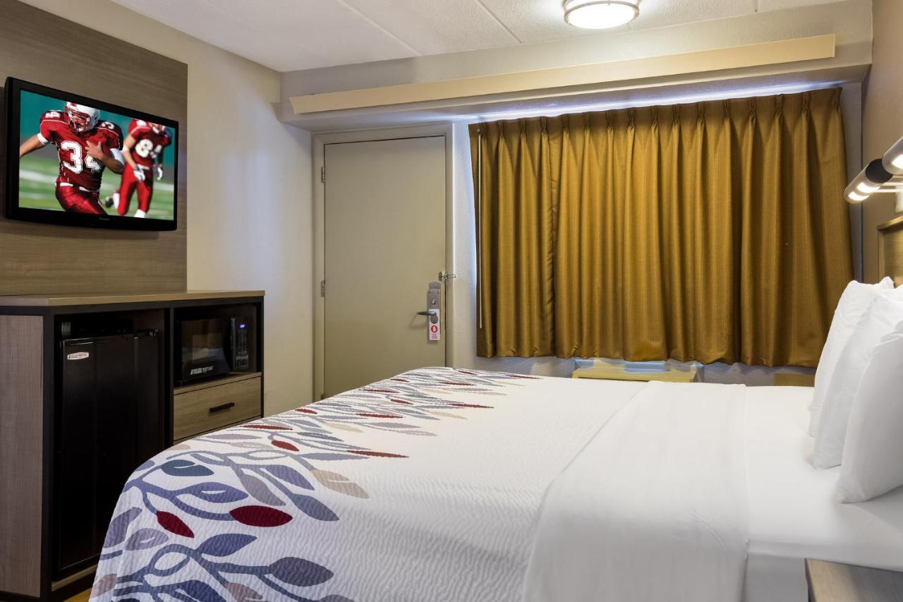 Red Roof Inn Wilkes-Barre Arena Экстерьер фото