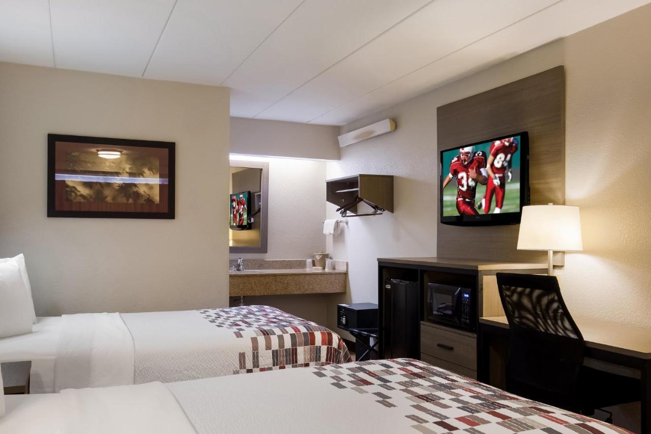 Red Roof Inn Wilkes-Barre Arena Экстерьер фото