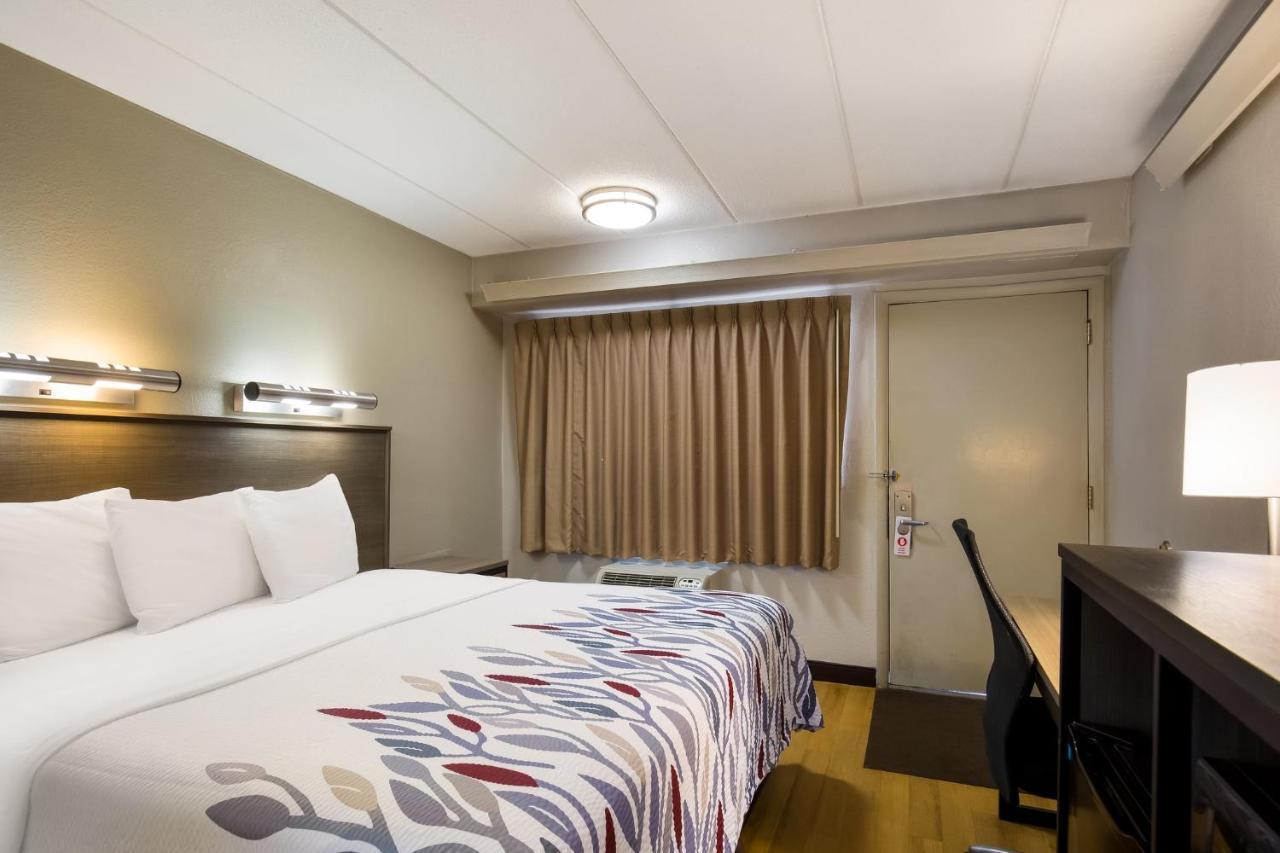 Red Roof Inn Wilkes-Barre Arena Экстерьер фото