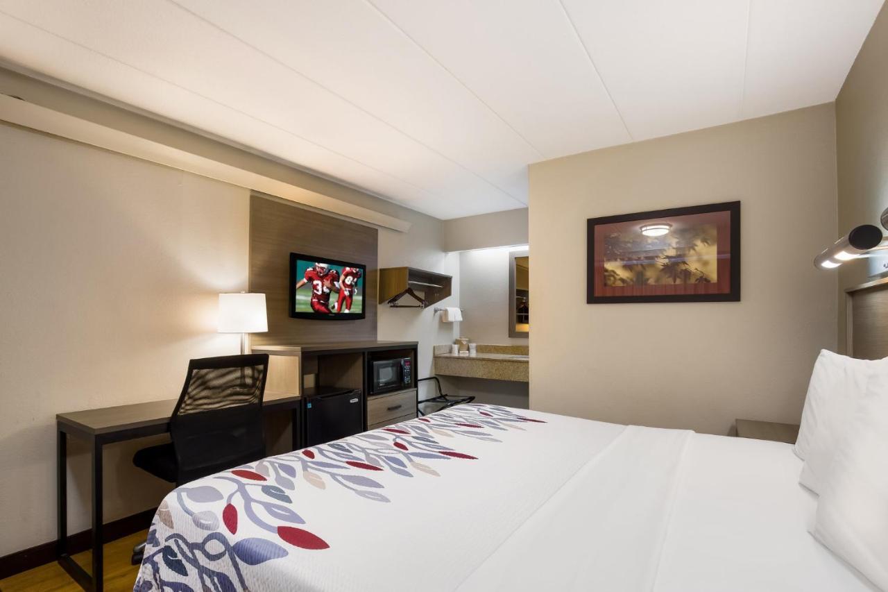 Red Roof Inn Wilkes-Barre Arena Экстерьер фото