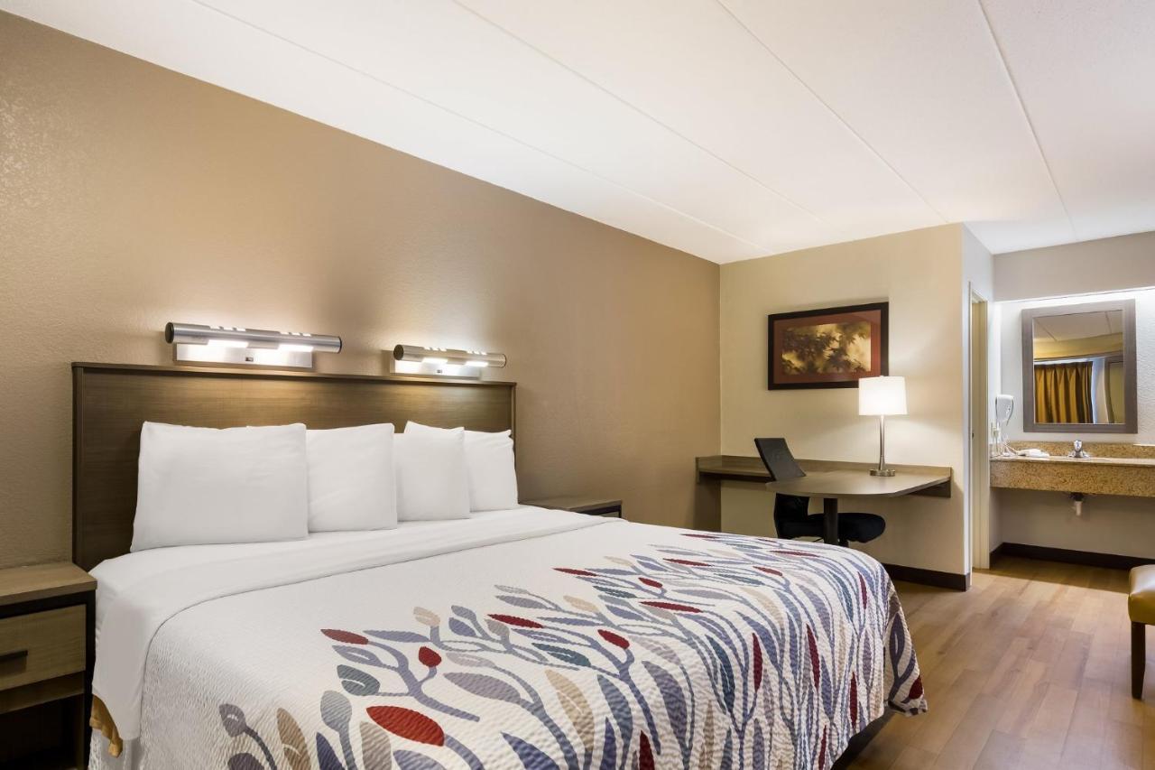 Red Roof Inn Wilkes-Barre Arena Экстерьер фото