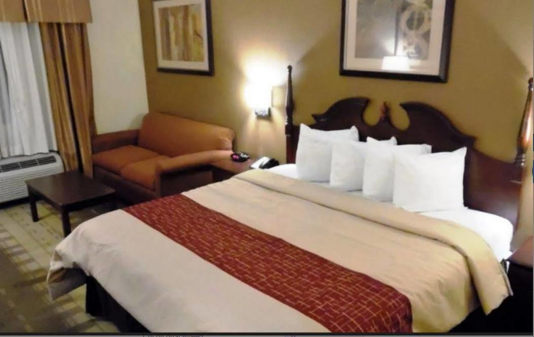 Red Roof Inn Wilkes-Barre Arena Экстерьер фото