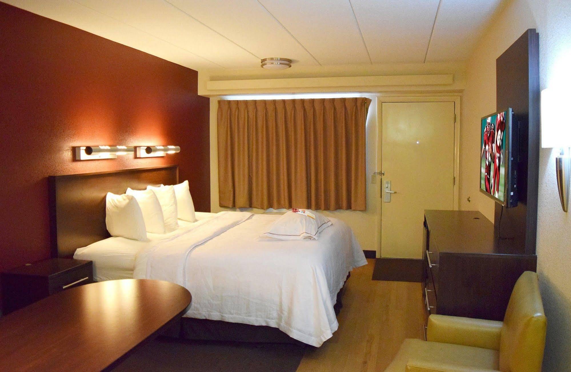 Red Roof Inn Wilkes-Barre Arena Экстерьер фото